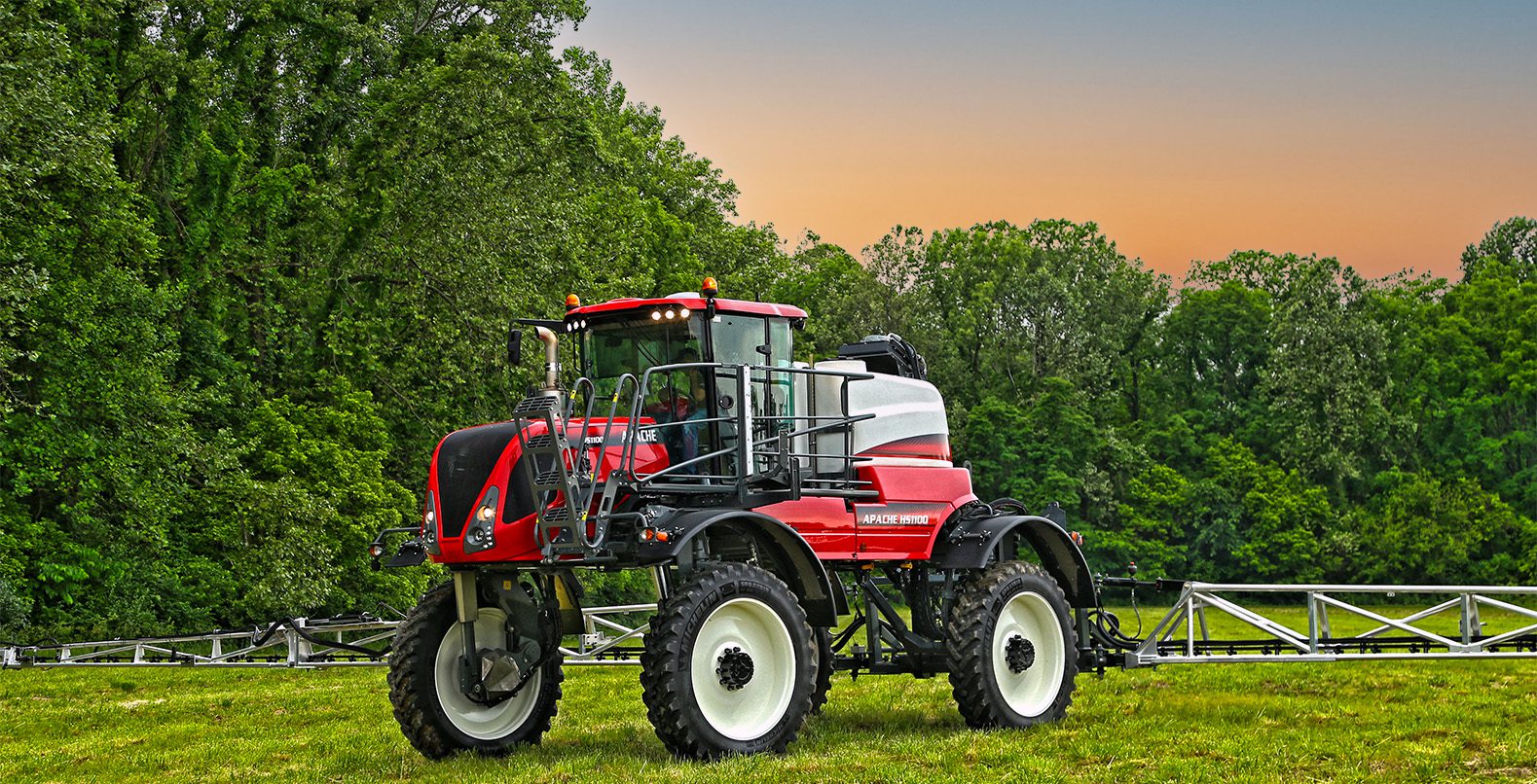 HS1100 | Apache Sprayers - Self-Propelled Ag Sprayers