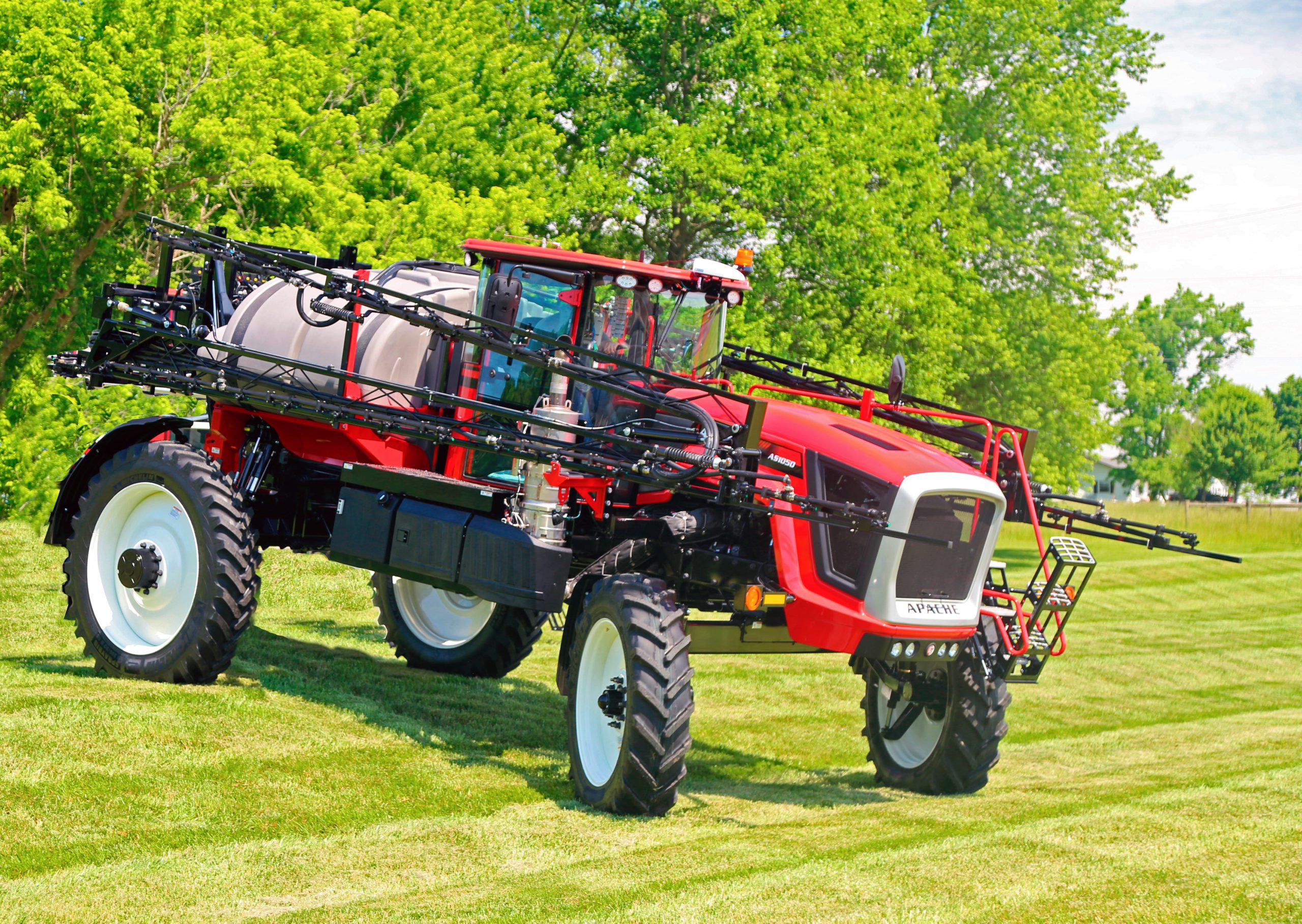 Self-Propelled Sprayers, Apache Sprayers