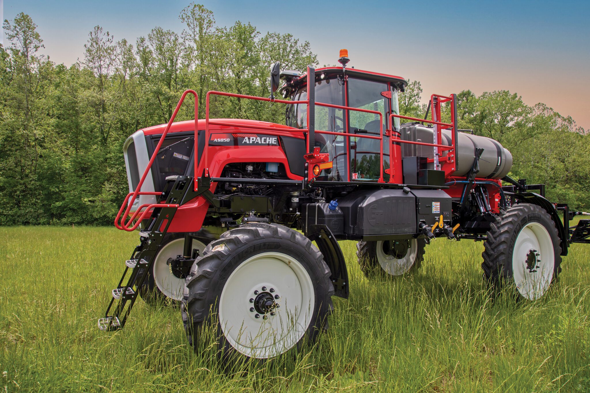 Apache Sprayers NEW 2024 Model Year Apache Sprayers SelfPropelled